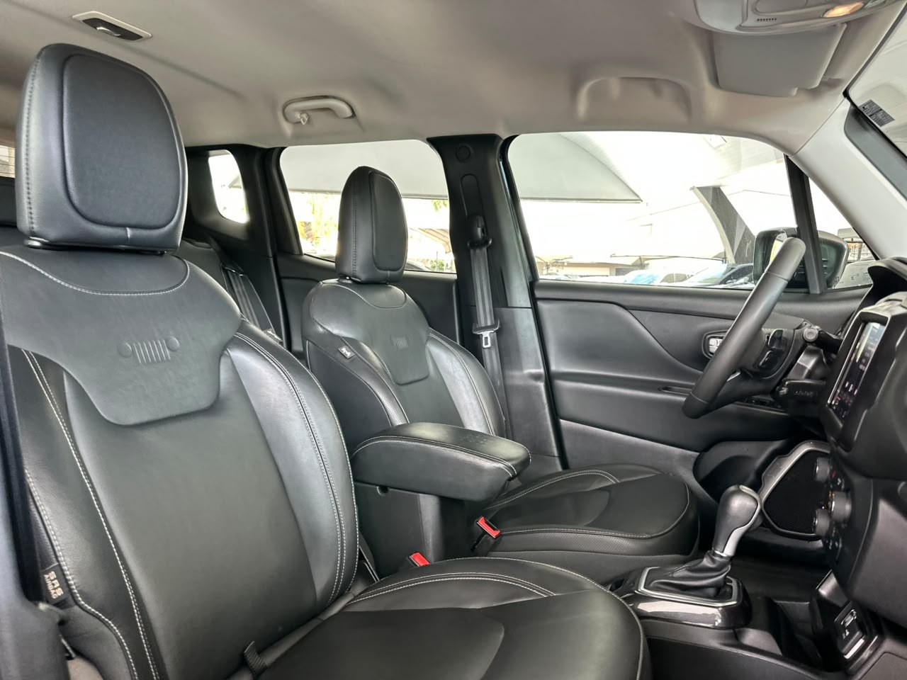 JEEP Renegade 1.3 16V 4P FLEX T270 LONGITUDE TURBO AUTOMÁTICO