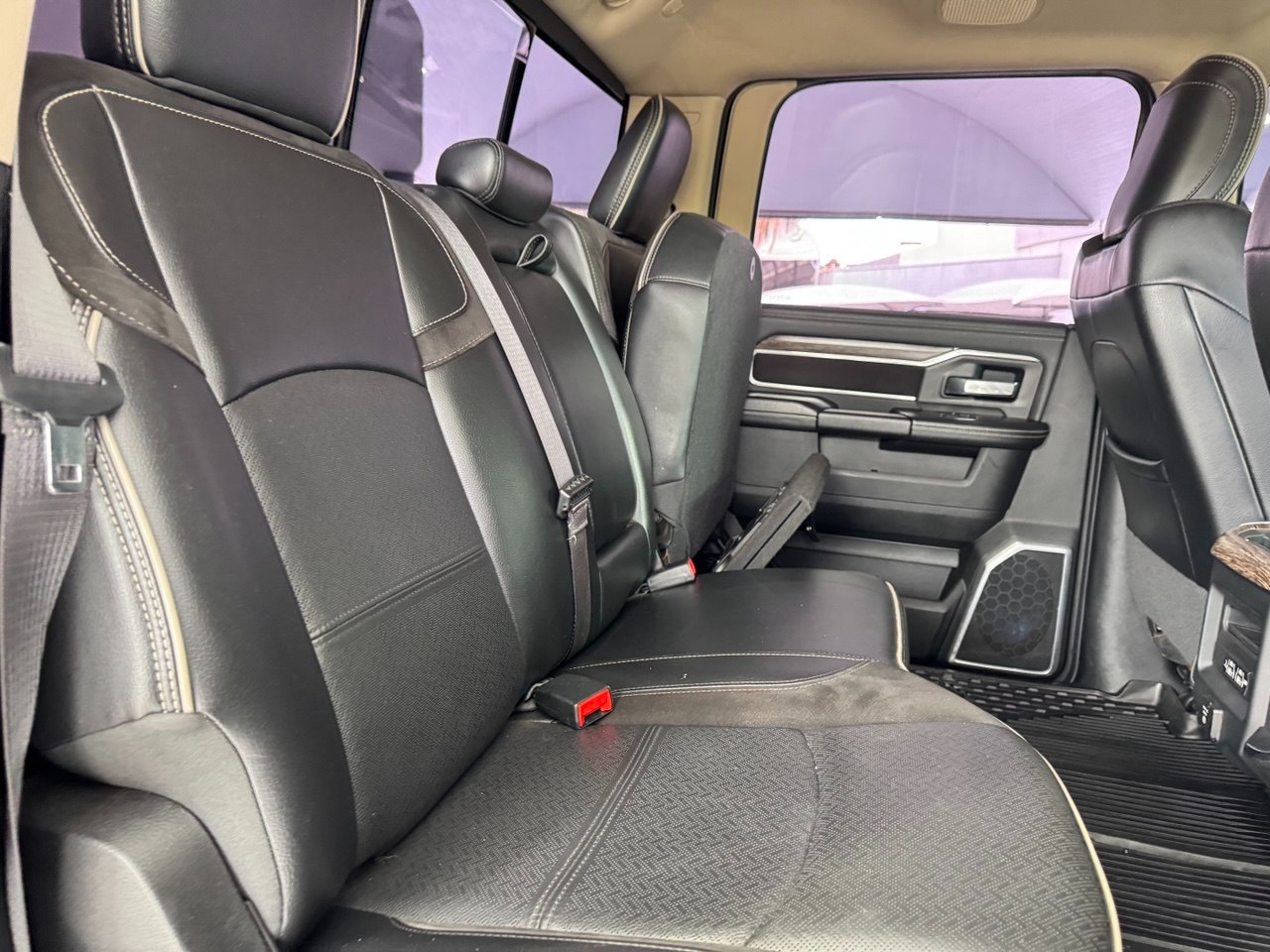 RAM 2500 6.7 I6 24V SLT CABINE DUPLA TURBO DIESEL LARAMIE 4X4 AUTOMÁTICO