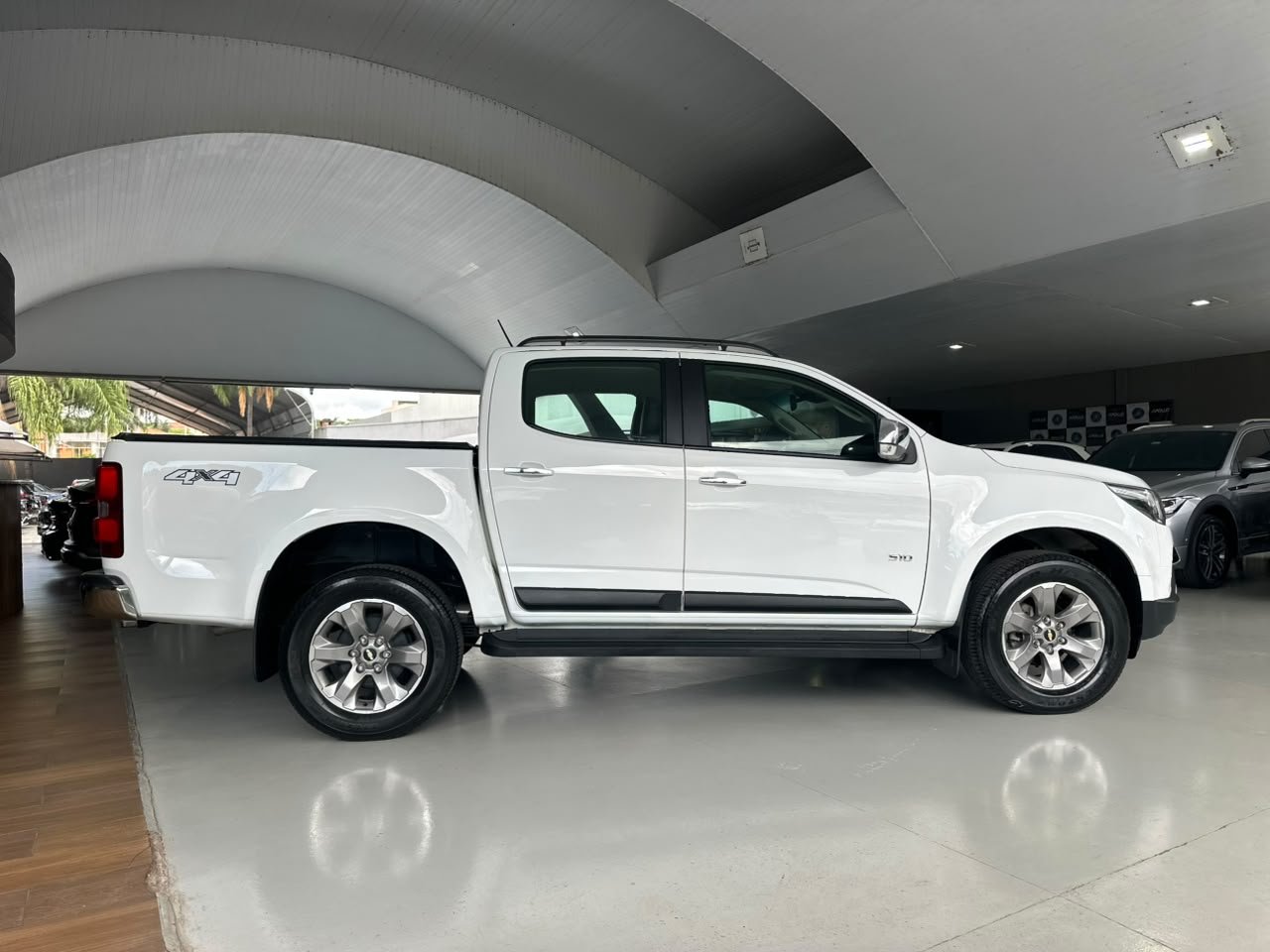 CHEVROLET S10 2.8 16V LTZ CABINE DUPLA 4X4 TURBO DIESEL AUTOMÁTICO