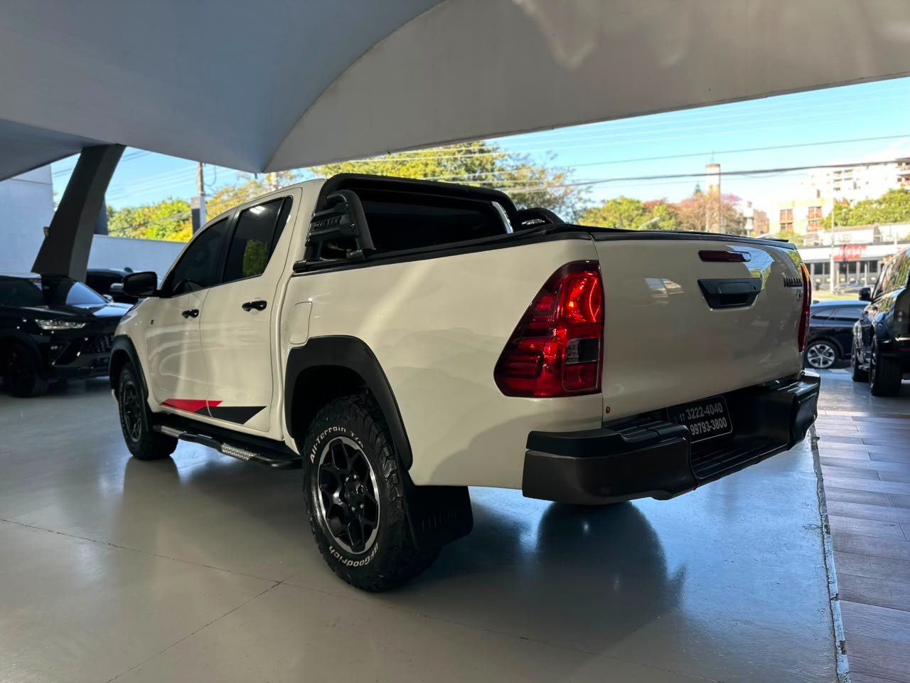 TOYOTA Hilux Caminhonete 2.8 16V GR SPORT 4X4 TURBO DIESEL CABINE DUPLA AUTOMÁTICO