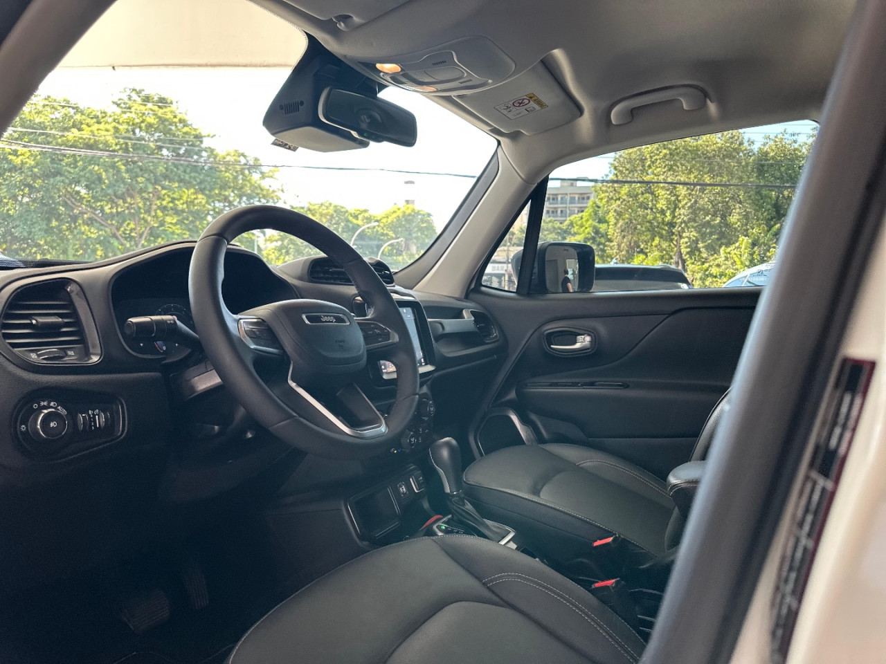 JEEP Renegade 1.3 16V 4P FLEX T270 LONGITUDE TURBO AUTOMÁTICO