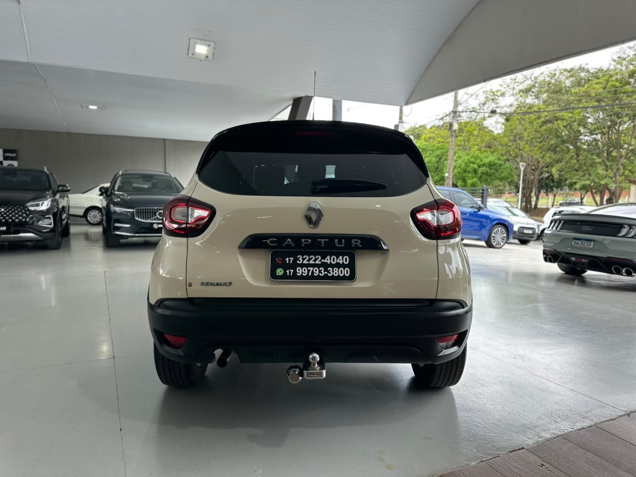 RENAULT Captur 1.6 16V 4P FLEX SCE LIFE X-TRONIC CVT