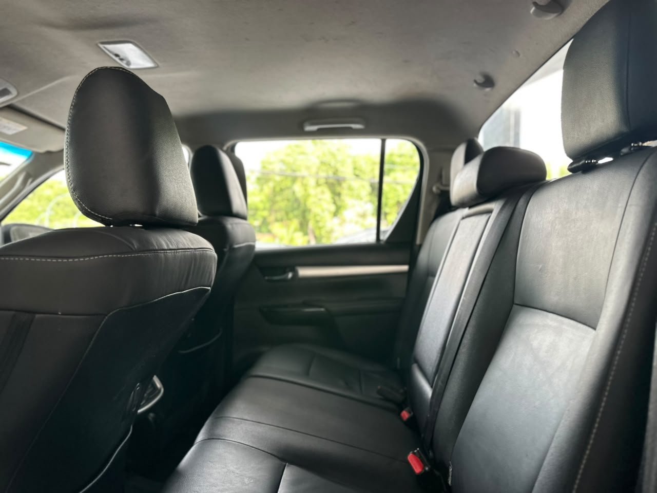 TOYOTA Hilux Caminhonete 2.8 16V SRV 4X4 DIESEL CABINE DUPLA AUTOMÁTICO