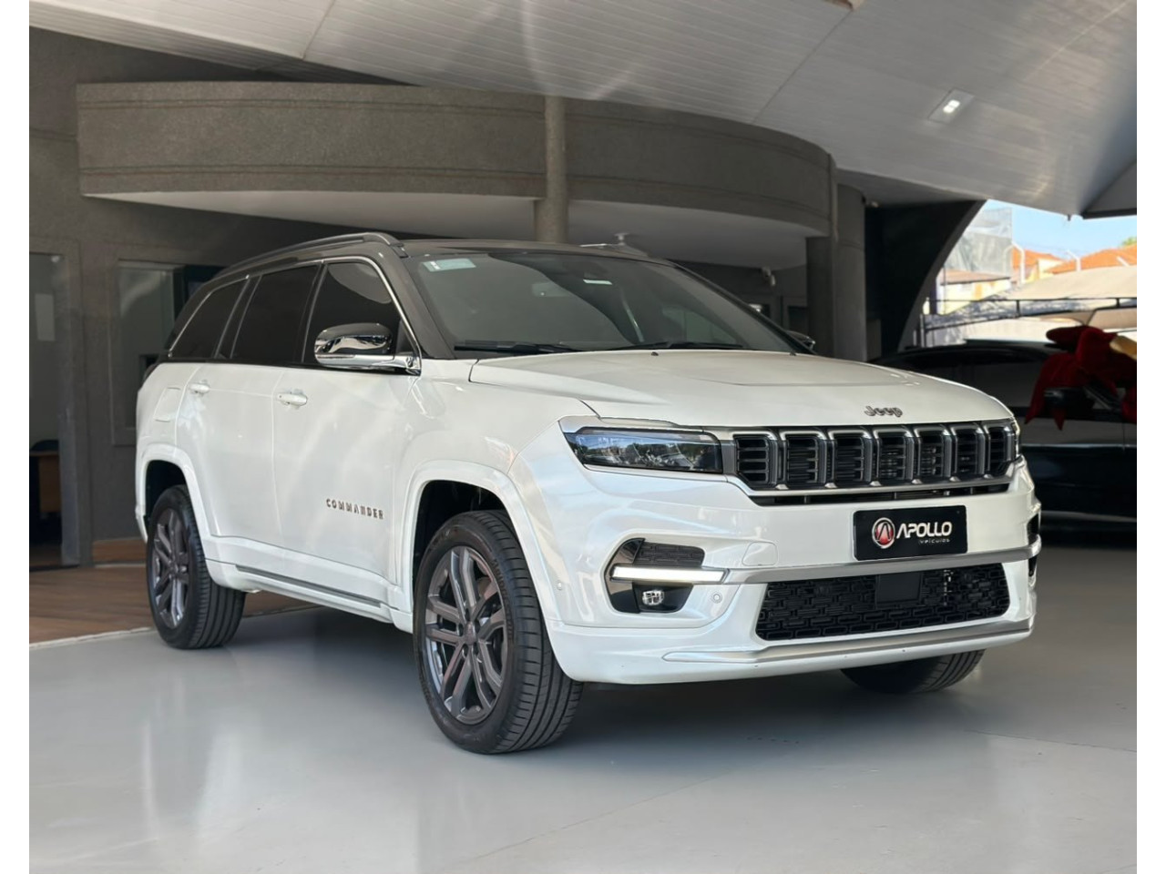JEEP Commander 2.0 16V 4P HURRICANE 4 OVERLAND TURBO 4X4 AUTOMÁTICO AT9