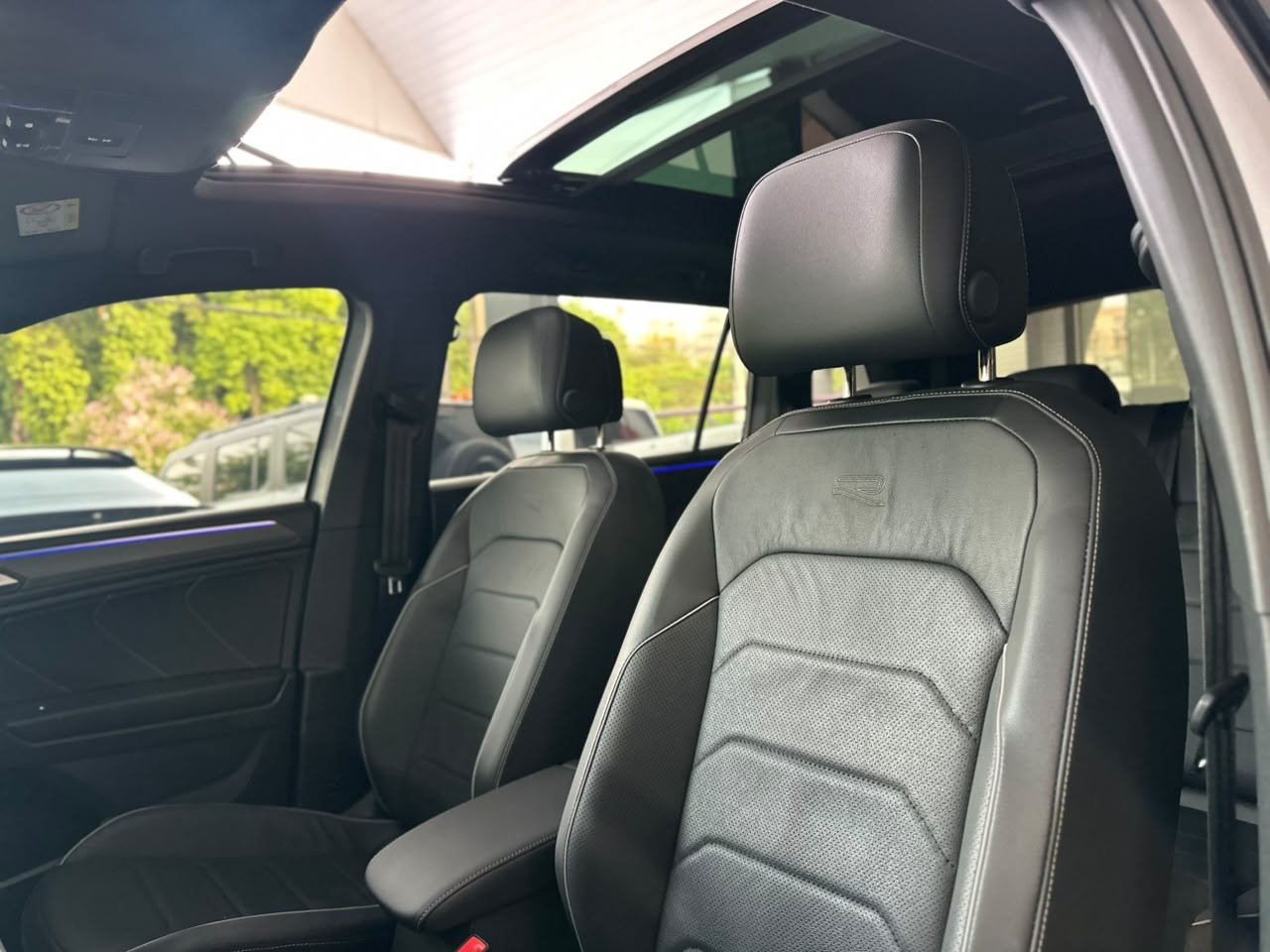 VOLKSWAGEN Tiguan 2.0 16V 4P FSI R-LINE TURBO AUTOMÁTICO