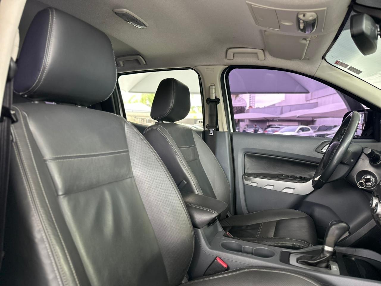 FORD Ranger 3.2 20V CABINE DUPLA 4X4 LIMITED TURBO DIESEL AUTOMÁTICO