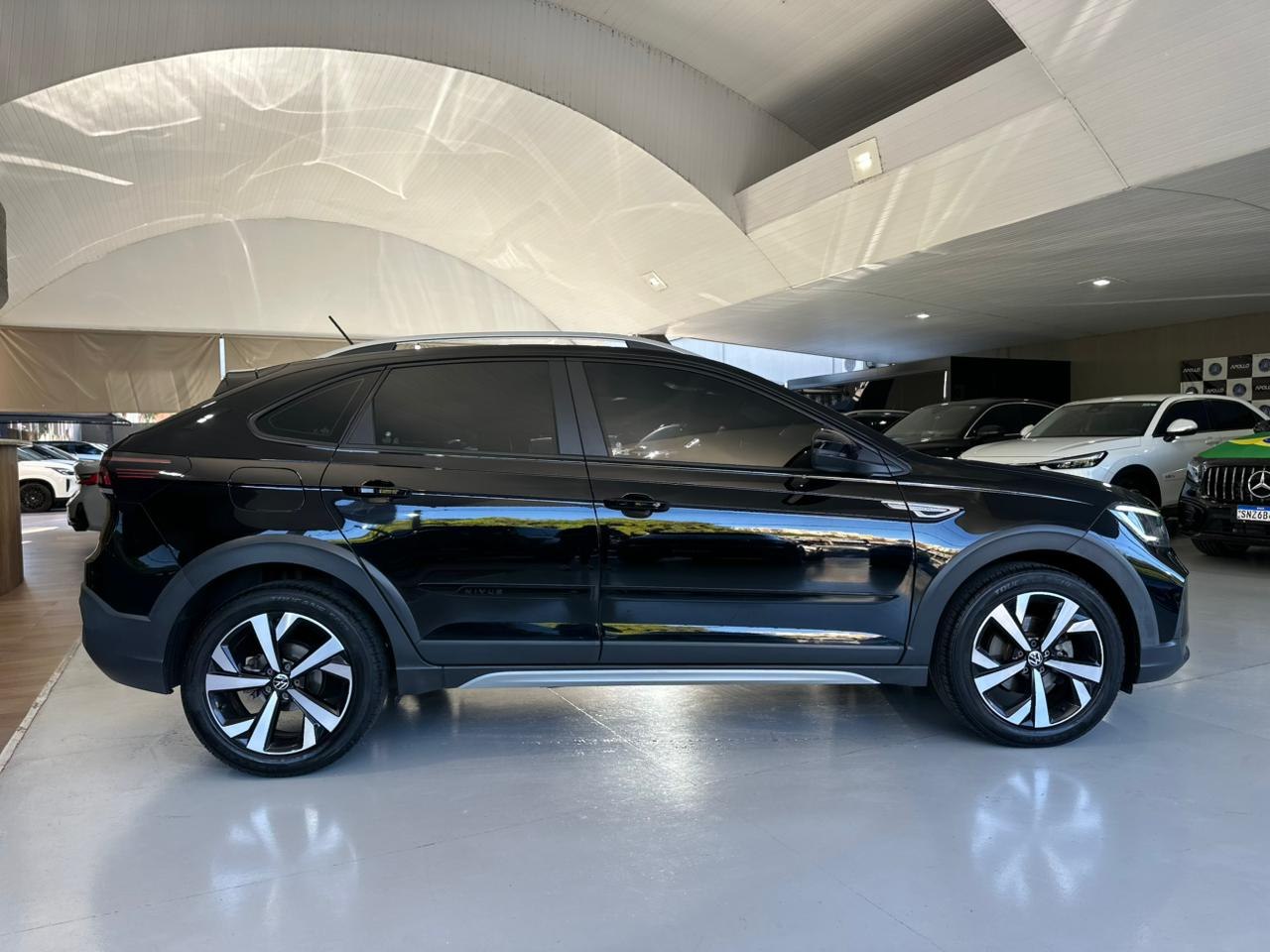 VOLKSWAGEN Nivus 1.0 4P FLEX 200 TSI HIGHLINE TURBO AUTOMÁTICO
