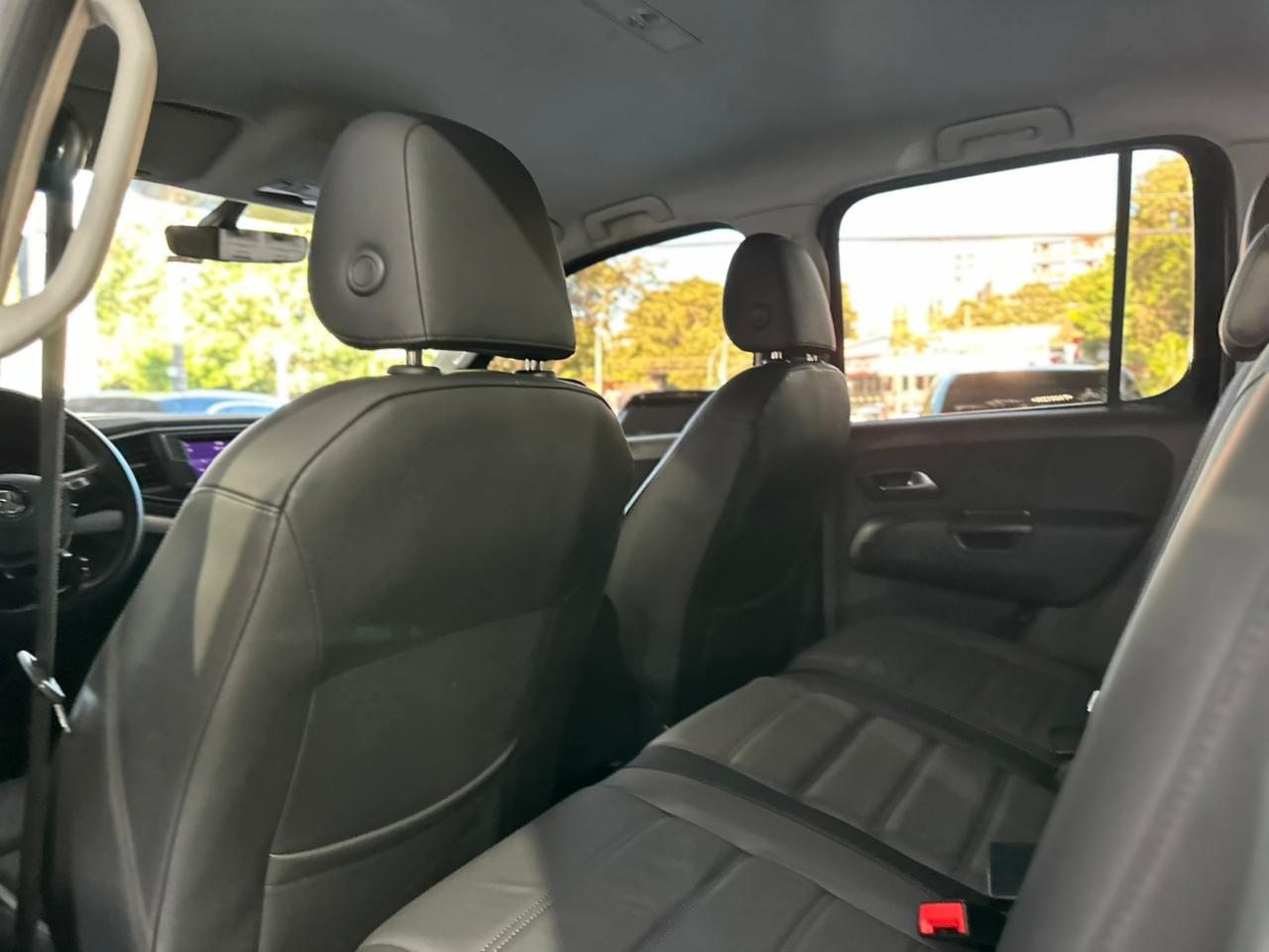 VOLKSWAGEN Amarok 3.0 V6 CABINE DUPLA HIGHLINE 4X4 TURBO INTERCOOLER AUTOMÁTICO