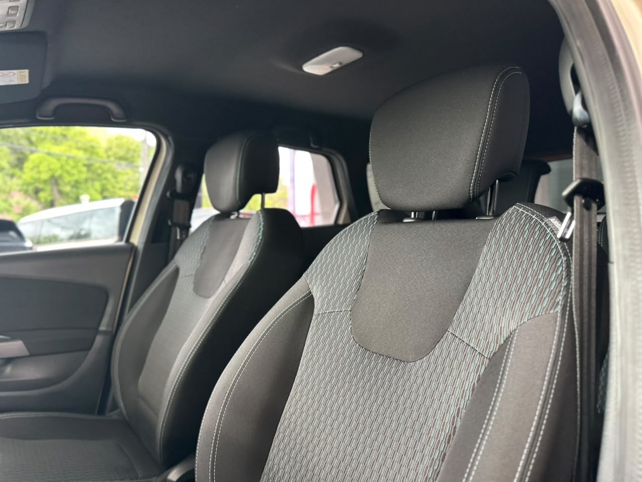 RENAULT Captur 1.6 16V 4P FLEX SCE LIFE X-TRONIC CVT
