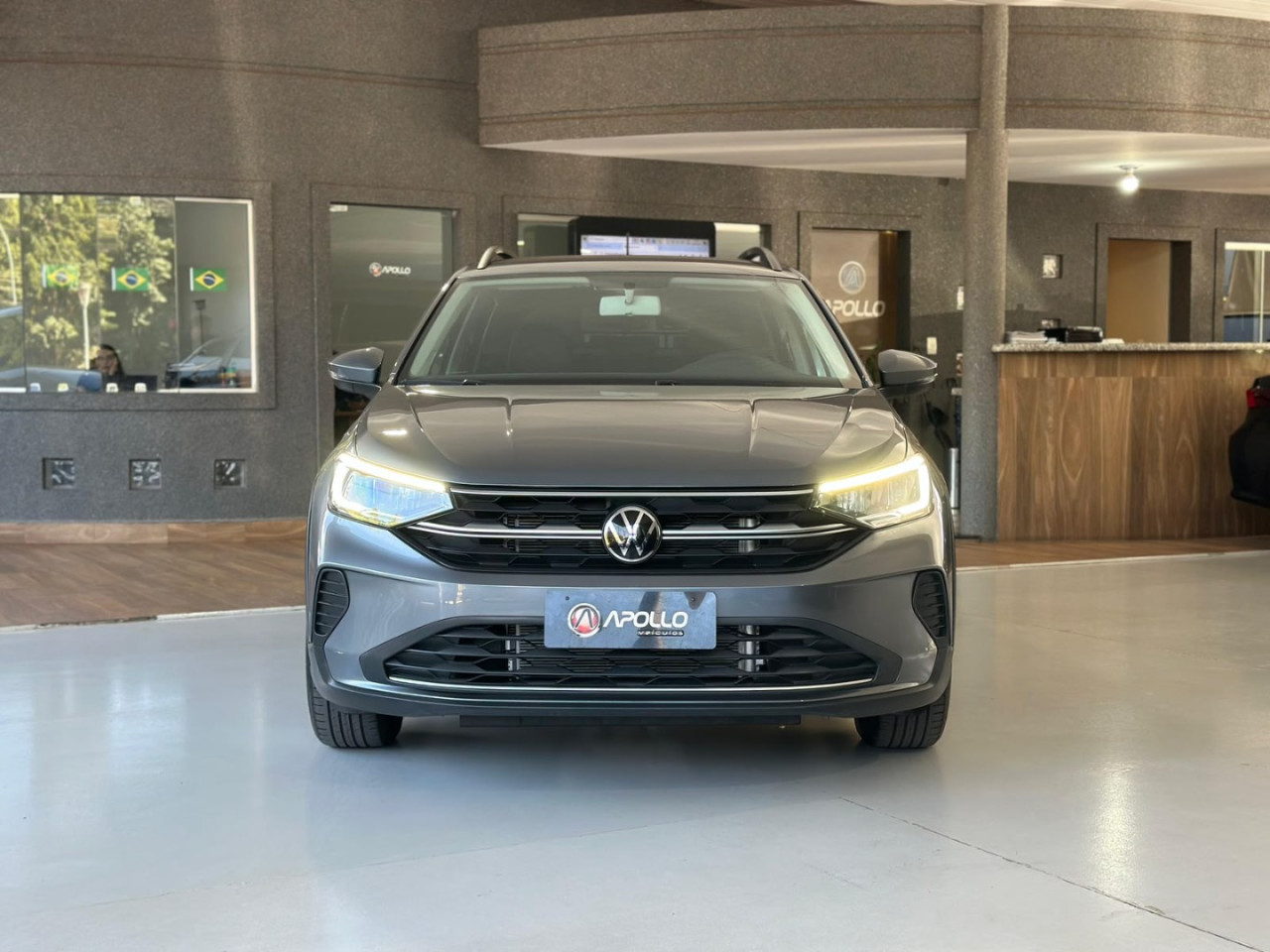 VOLKSWAGEN Nivus 1.0 4P FLEX 200 TSI HIGHLINE TURBO AUTOMÁTICO