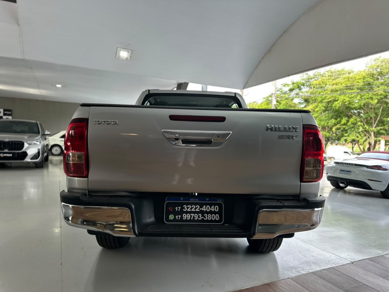 TOYOTA Hilux Caminhonete 2.8 16V SRV 4X4 DIESEL CABINE DUPLA AUTOMÁTICO