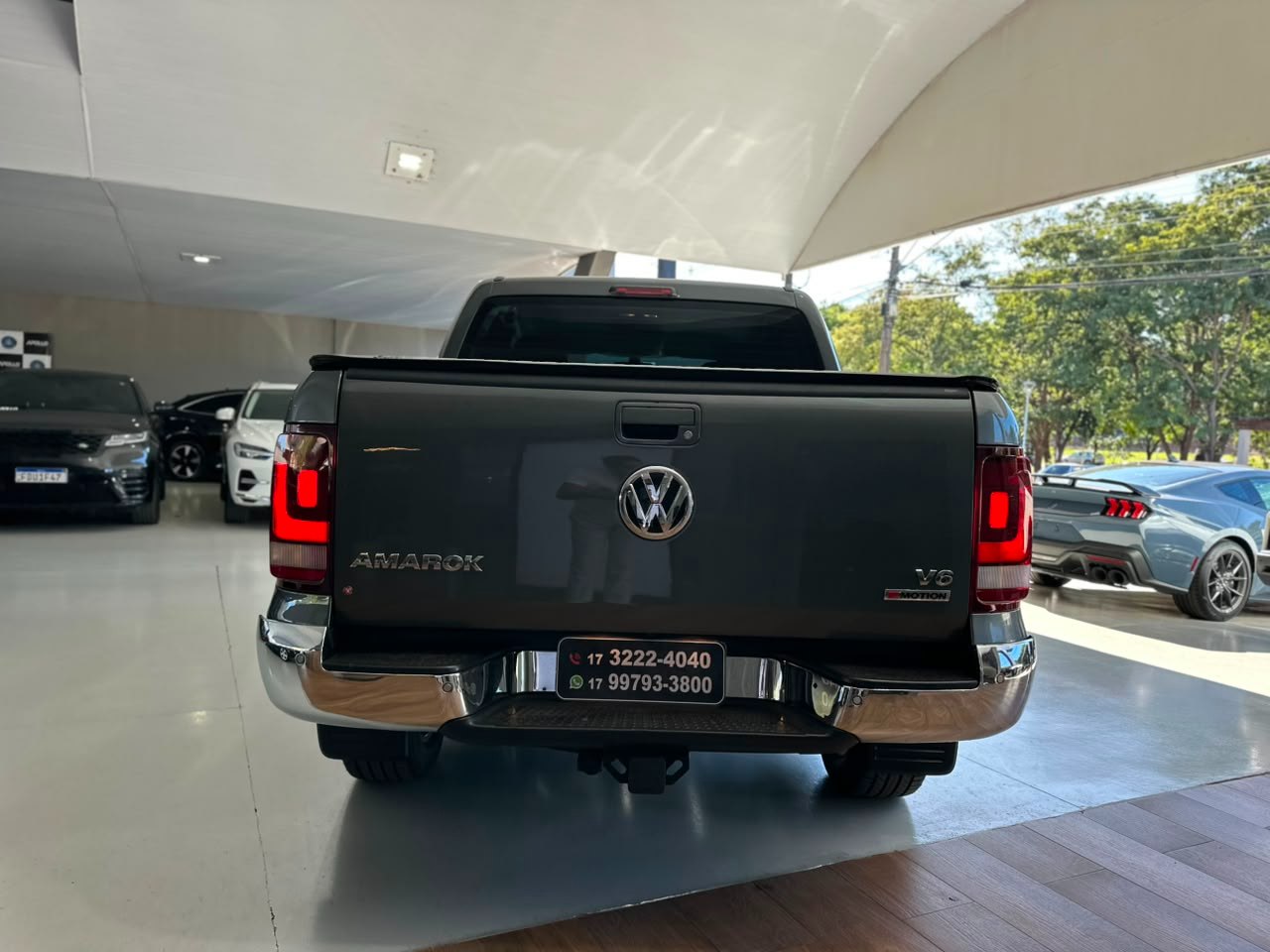 VOLKSWAGEN Amarok 3.0 V6 CABINE DUPLA HIGHLINE 4X4 TURBO INTERCOOLER AUTOMÁTICO