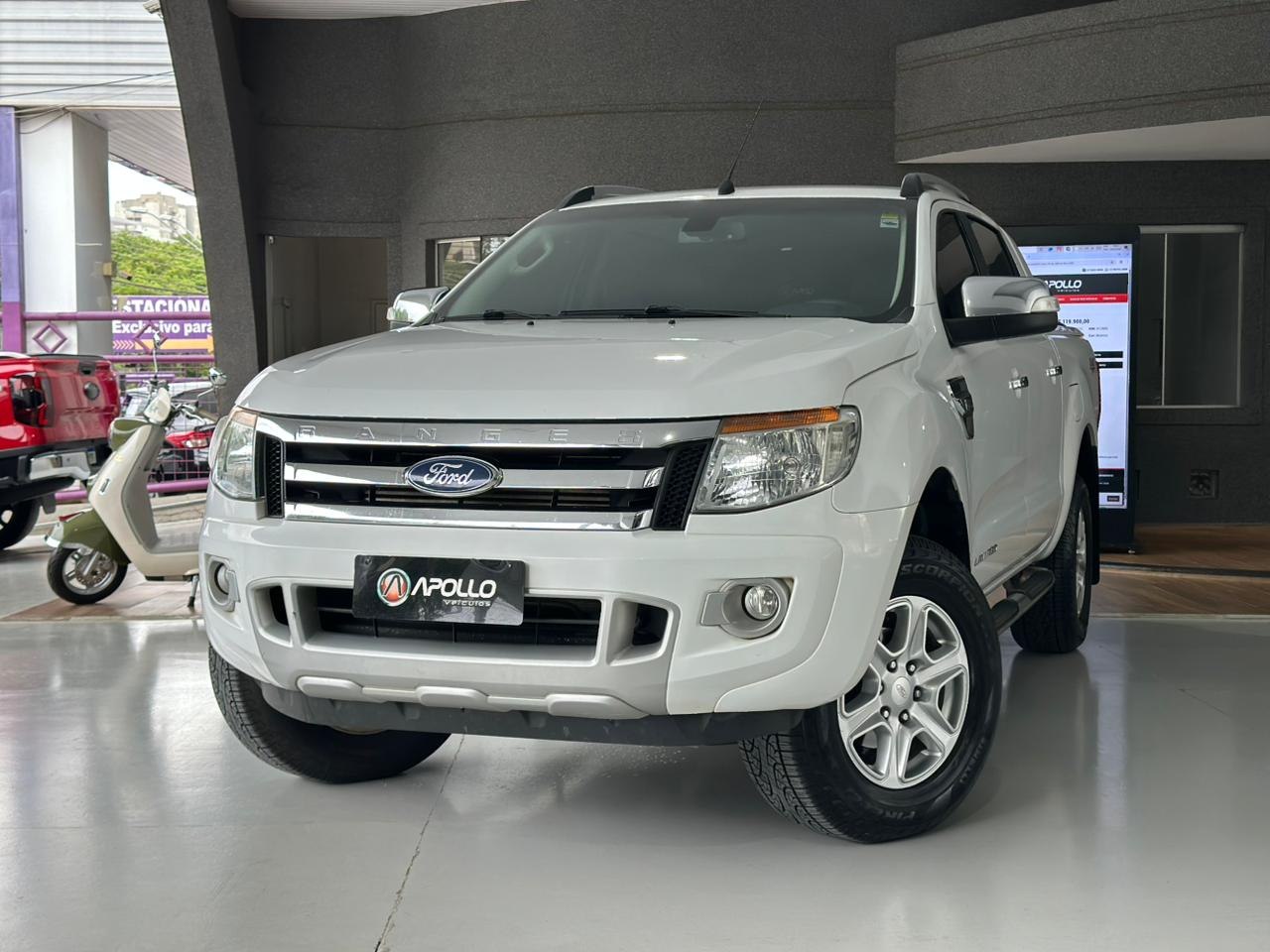 Ranger 3.2 20V CABINE DUPLA 4X4 LIMITED TURBO DIESEL AUTOMÁTICO