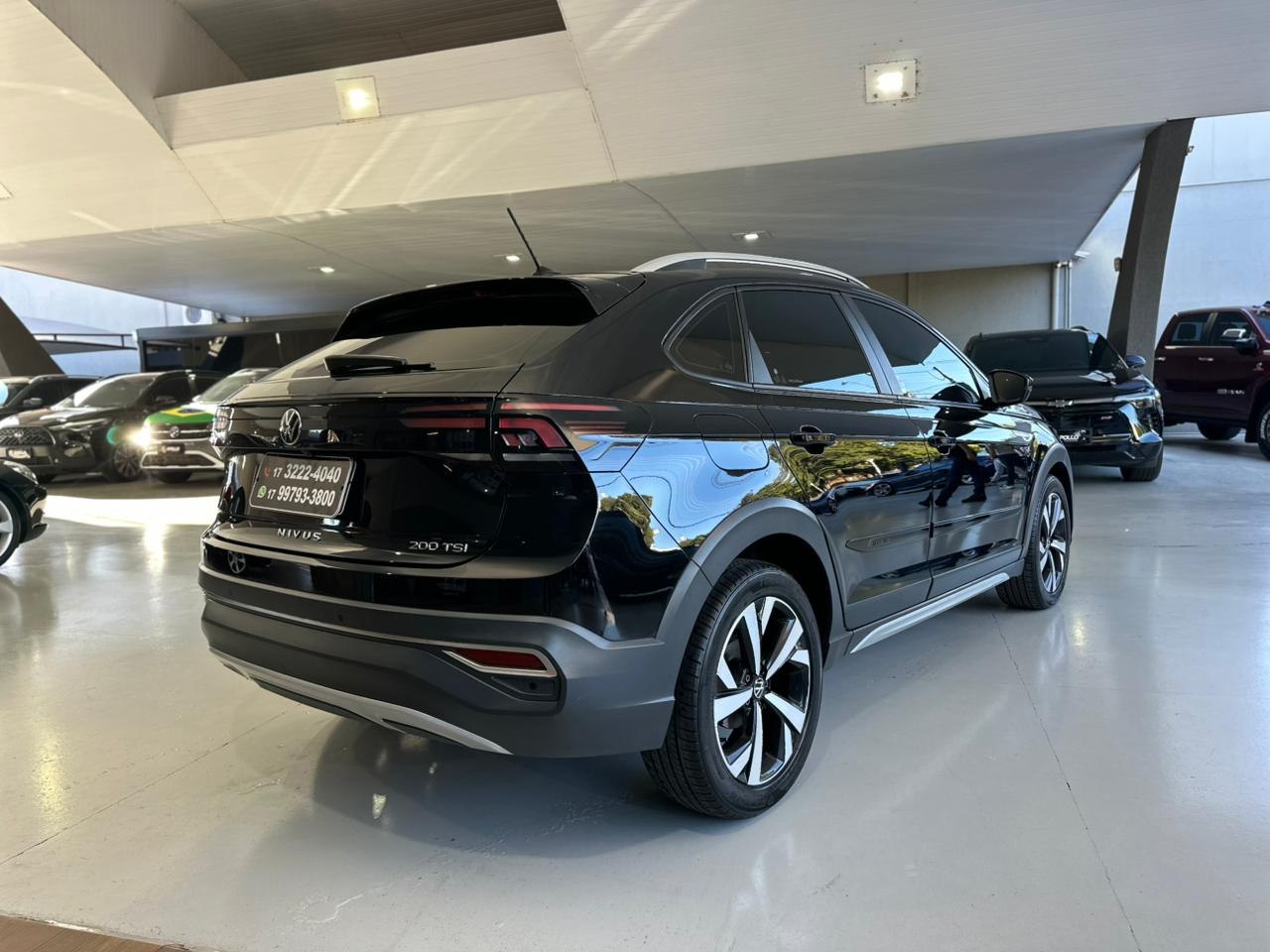 VOLKSWAGEN Nivus 1.0 4P FLEX 200 TSI HIGHLINE TURBO AUTOMÁTICO