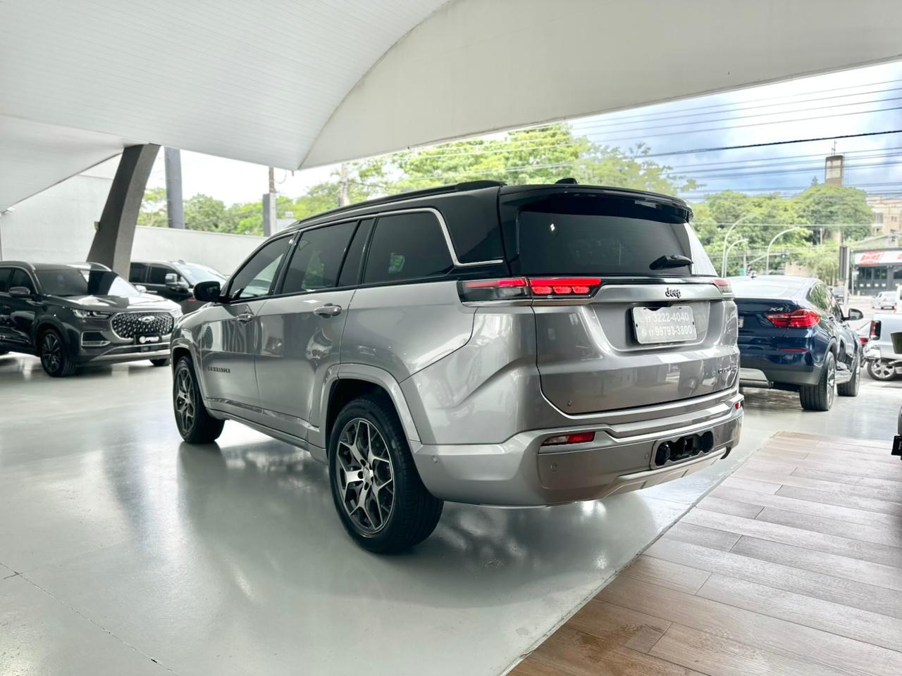 JEEP Commander 1.3 16V 4P FLEX T270 OVERLAND TURBO AUTOMÁTICO AT6