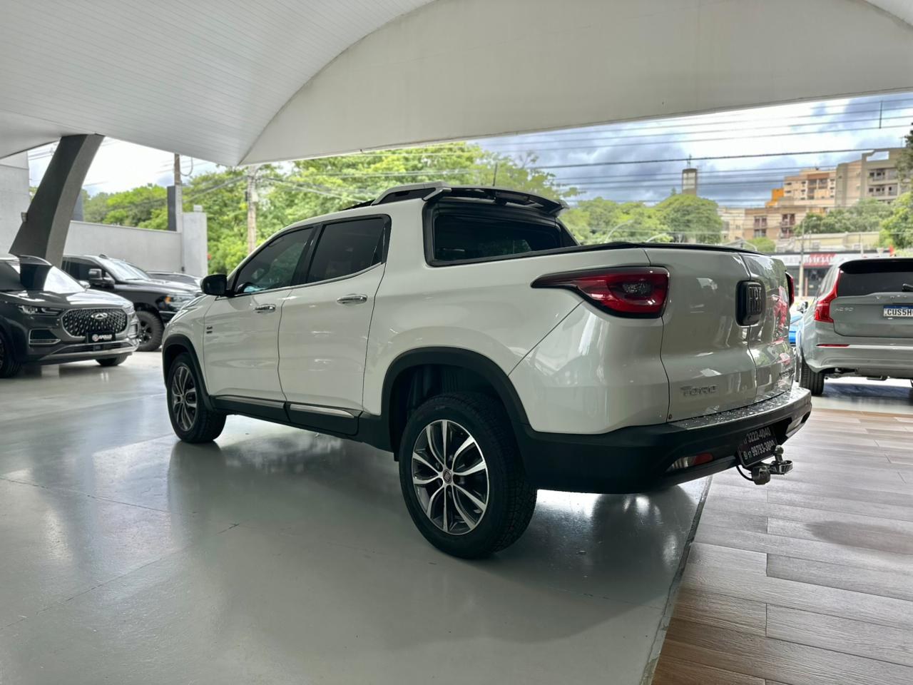 FIAT Toro 2.0 16V 4P VOLCANO 4WD TURBO DIESEL AUTOMÁTICO