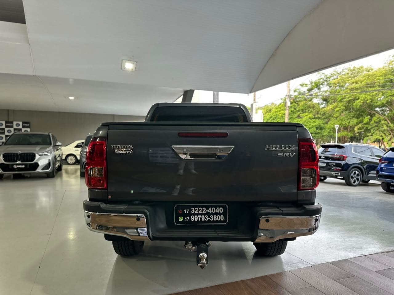 TOYOTA Hilux Caminhonete 2.8 16V SRV 4X4 DIESEL CABINE DUPLA AUTOMÁTICO
