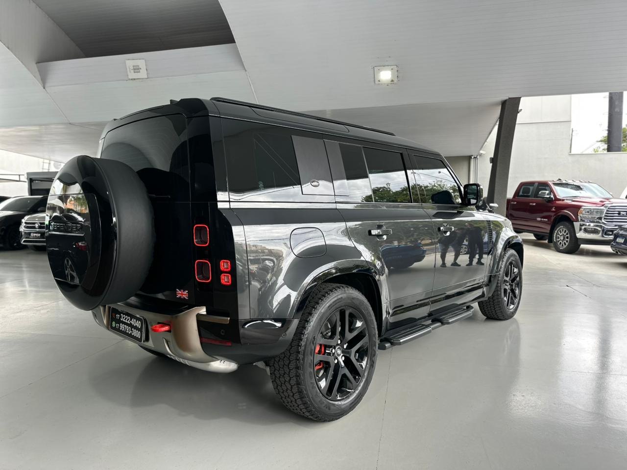 LAND ROVER Defender 110 3.0 24V 4P D300 TURBO DIESEL MHEV X-110 AWD AUTOMÁTICO