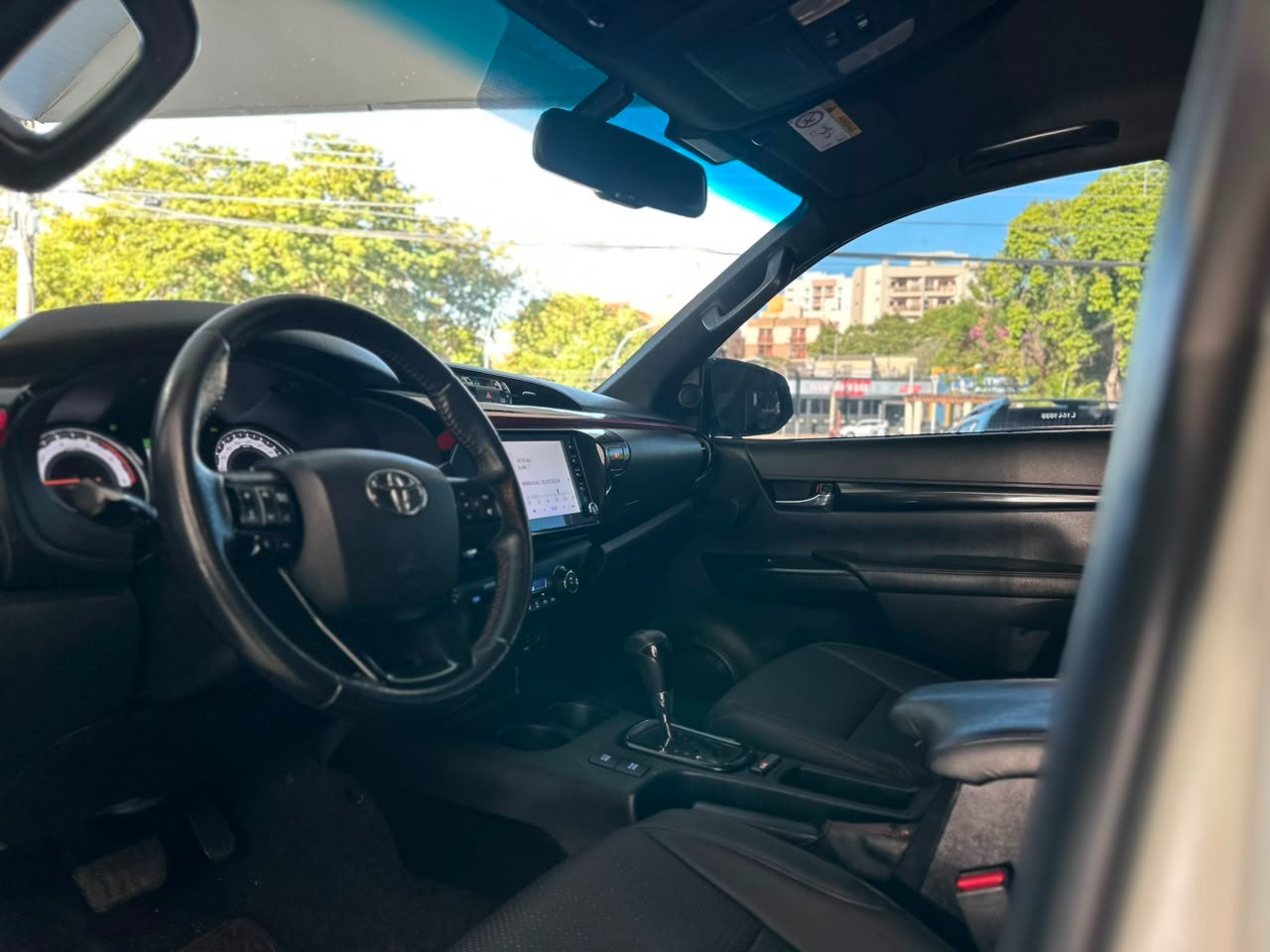 TOYOTA Hilux Caminhonete 2.8 16V GR SPORT 4X4 TURBO DIESEL CABINE DUPLA AUTOMÁTICO