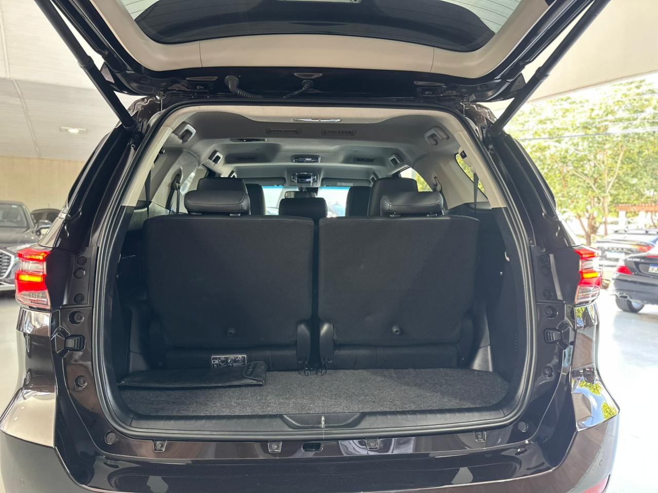 TOYOTA Hilux SW4 2.8 16V 4P SRX 4X4 7 LUGARES TURBO DIESEL AUTOMÁTICO