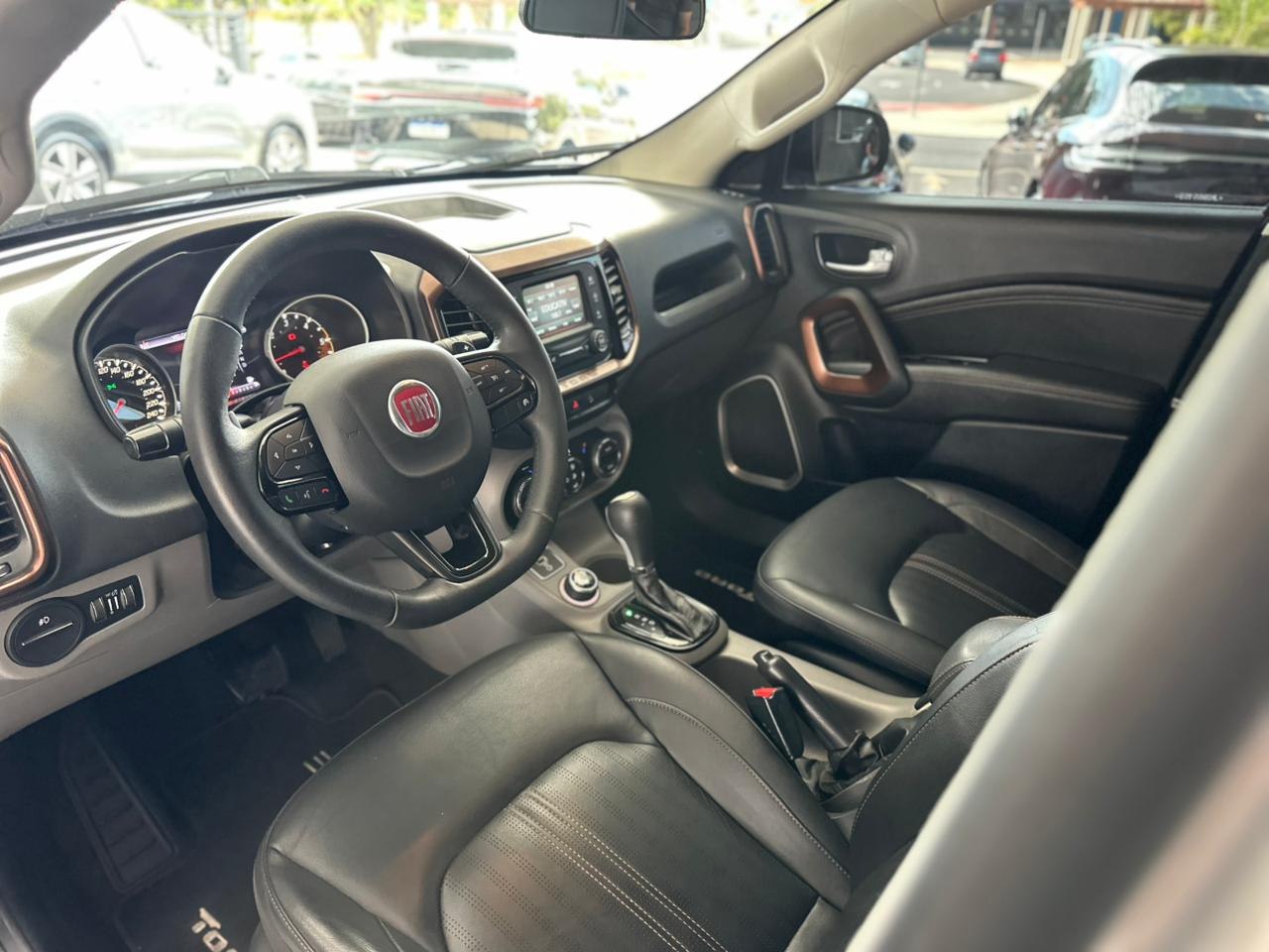 FIAT Toro 2.0 16V 4P VOLCANO 4WD TURBO DIESEL AUTOMÁTICO
