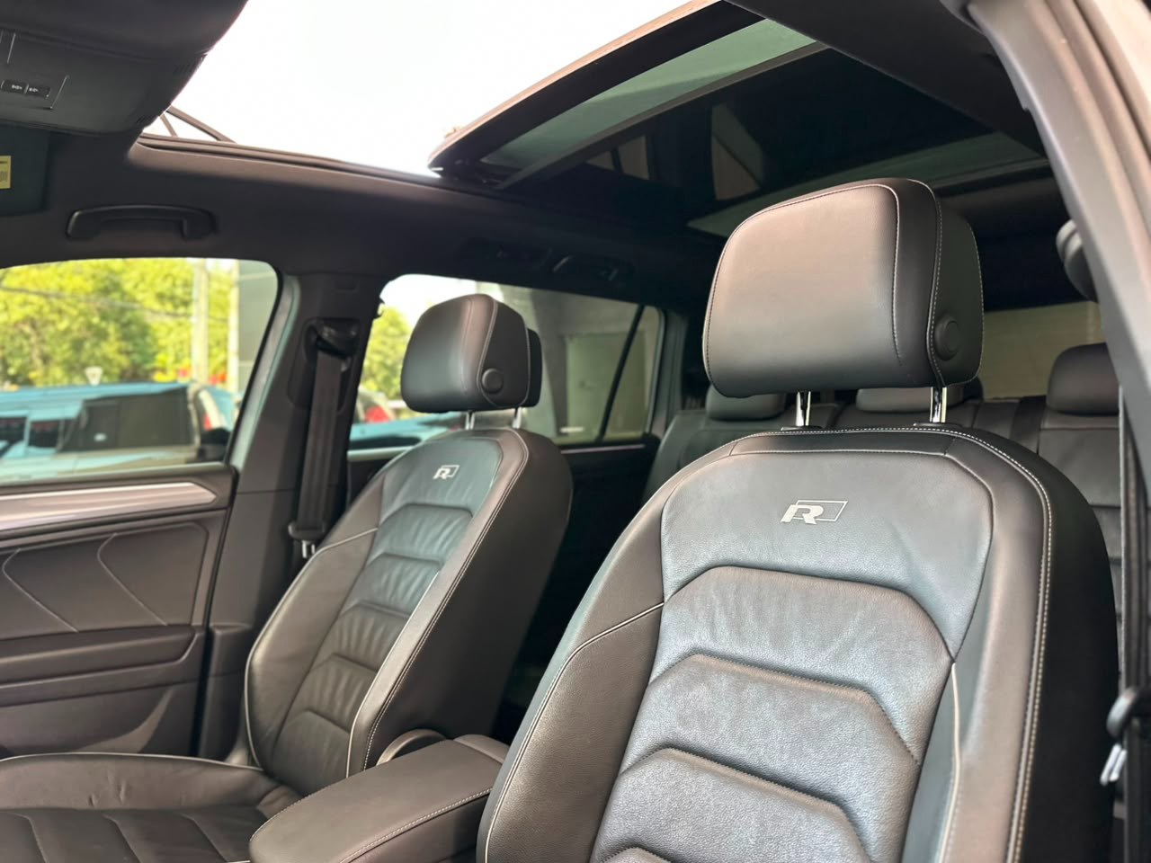 VOLKSWAGEN Tiguan 2.0 16V 4P TSI 300 TURBO R-LINE AUTOMÁTICO
