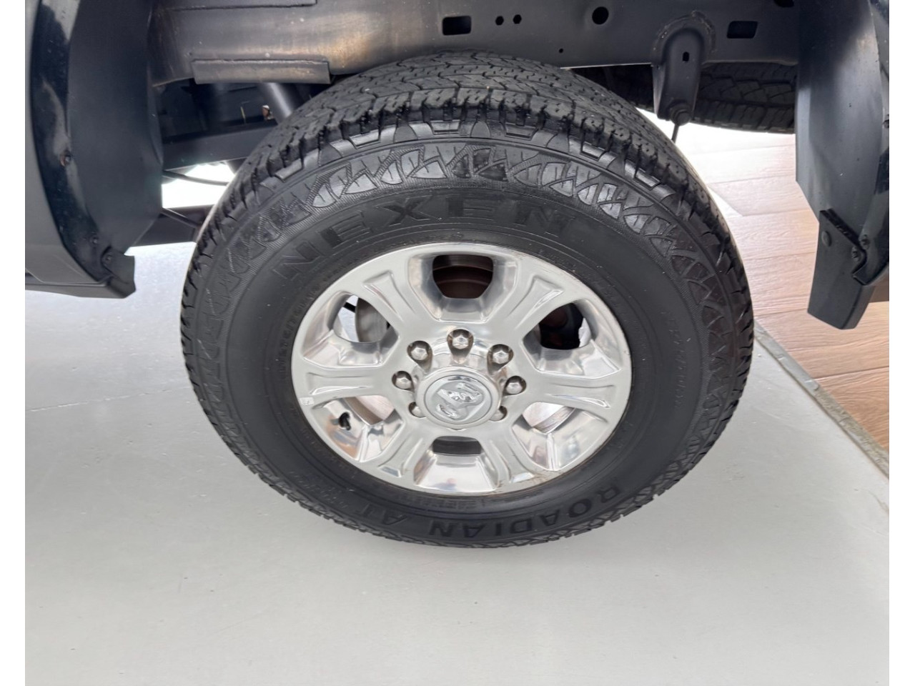 RAM 2500 6.7 I6 24V SLT CABINE DUPLA TURBO DIESEL LARAMIE 4X4 AUTOMÁTICO