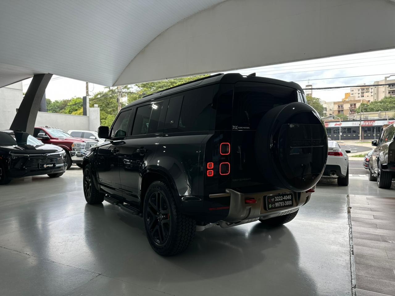LAND ROVER Defender 110 3.0 24V 4P D300 TURBO DIESEL MHEV X-110 AWD AUTOMÁTICO