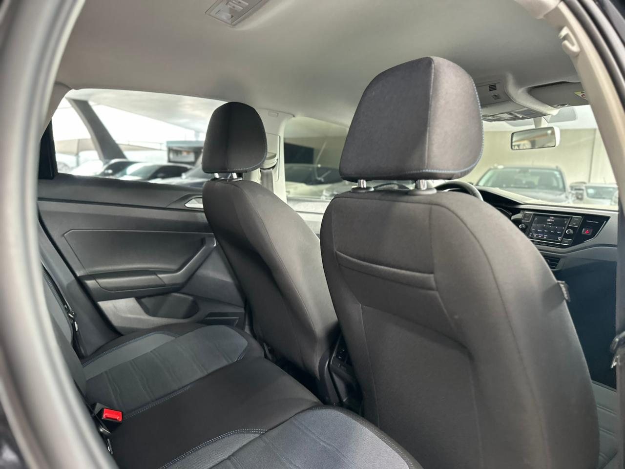 VOLKSWAGEN Nivus 1.0 4P FLEX 200 TSI COMFORTLINE TURBO AUTOMÁTICO