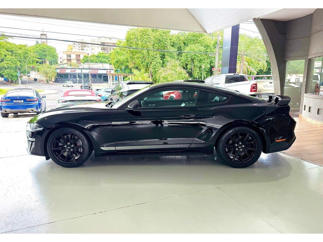 FORD Mustang 5.0 V8 24V GT PREMIUM COUPÉ