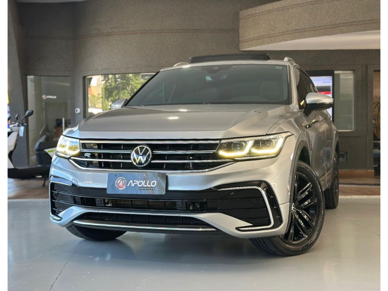 Tiguan 2.0 300 TSI ALLSPACE R-LINE TURBO AUTOMÁTICO