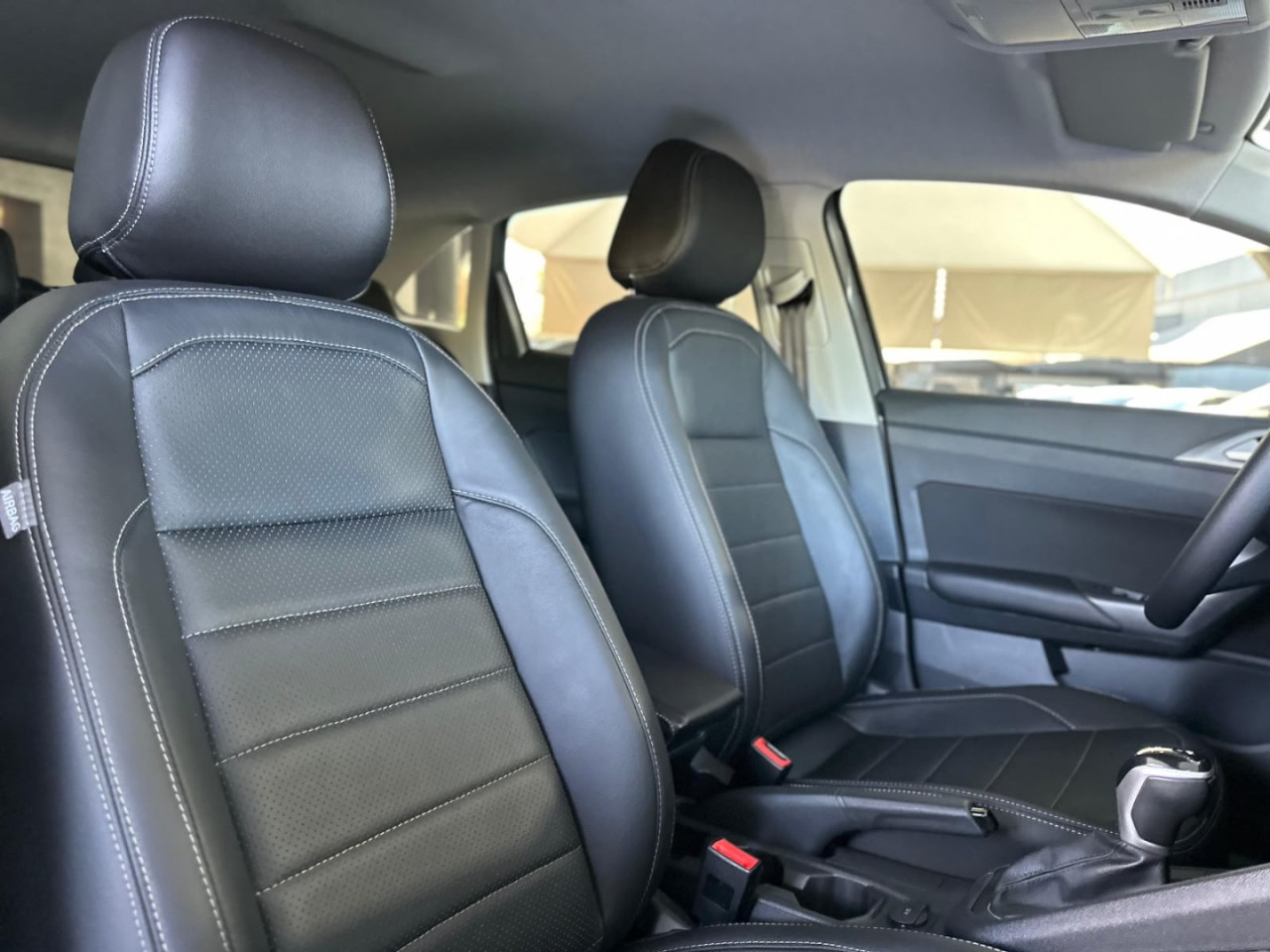VOLKSWAGEN Nivus 1.0 4P FLEX 200 TSI HIGHLINE TURBO AUTOMÁTICO