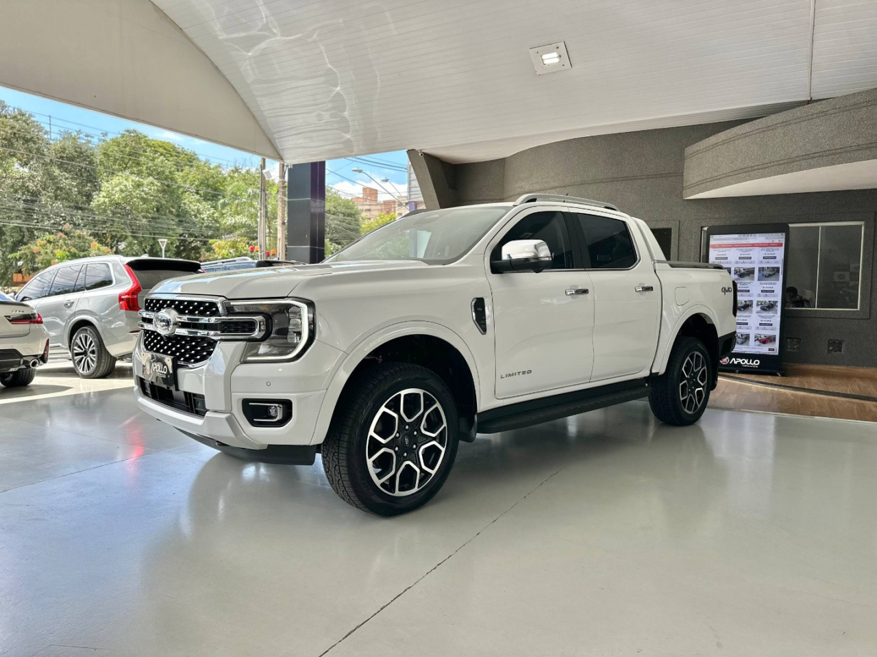 FORD Ranger 3.0 V6 4X4 LIMITED PLUS TURBO DIESEL CABINE DUPLA AUTOMÁTICO