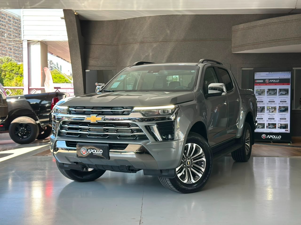 S10 2.8 12V HIGH COUNTRY CABINE DUPLA 4X4 TURBO DIESEL AUTOMÁTICO