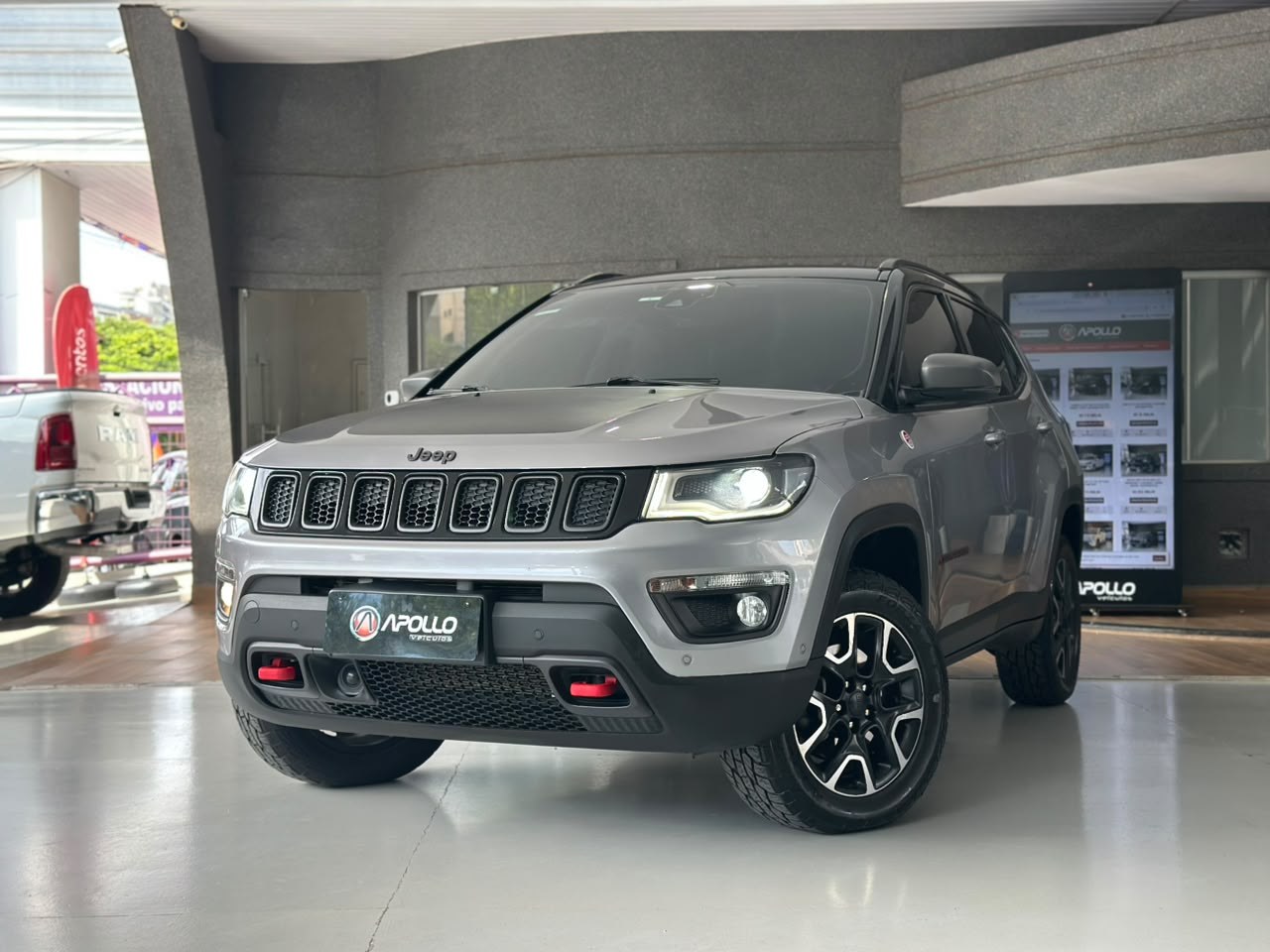 Compass 2.0 16V 4P 350 TRAILHAWK 4X4 TURBO DIESEL AUTOMÁTICO