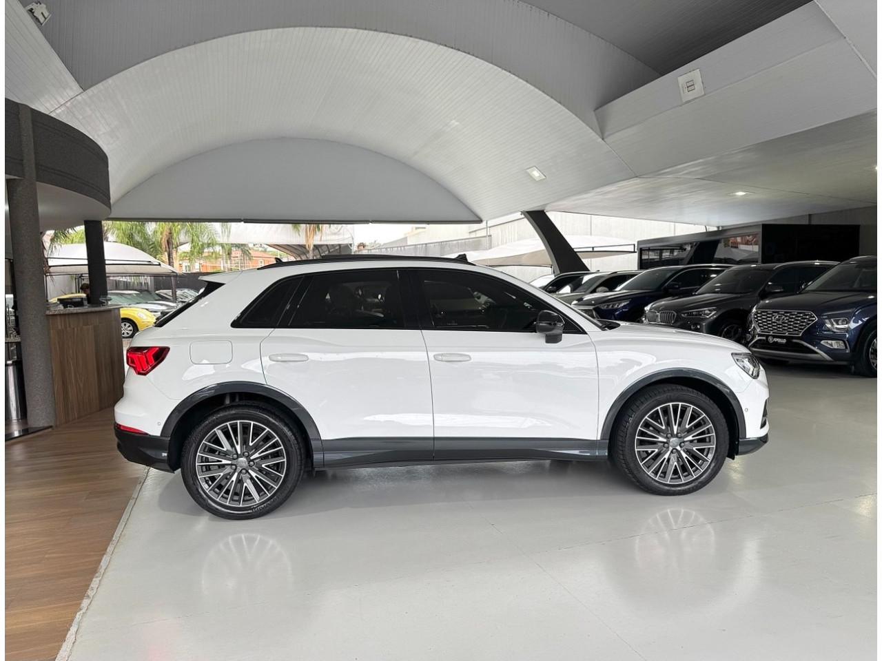 AUDI Q3 1.4 4P 35 TFSI BLACK S-TRONIC AUTOMÁTICO