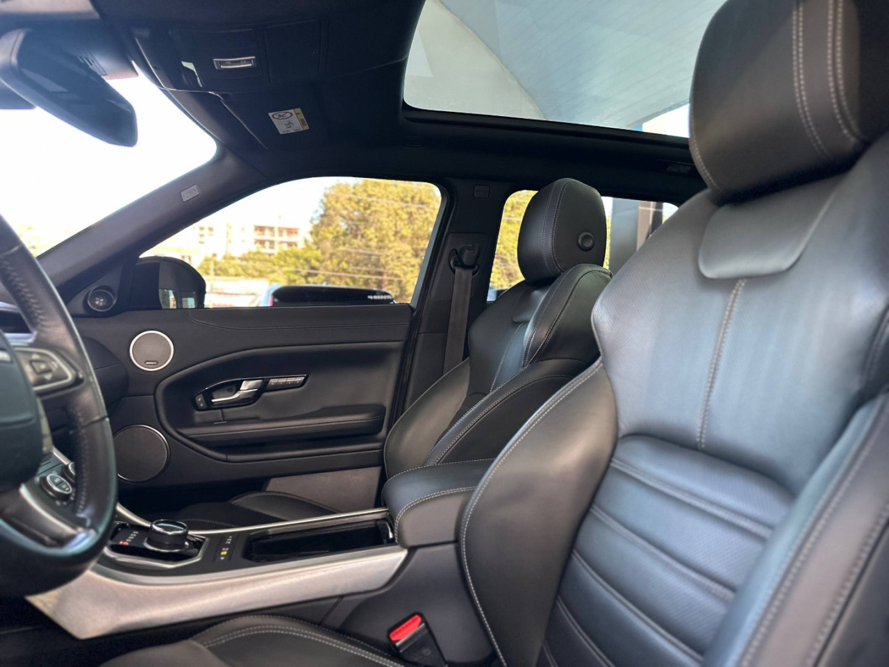 LAND ROVER Range Rover Evoque 2.0 4P FLEX P250 R-DYNAMIC HSE AWD AUTOMÁTICO