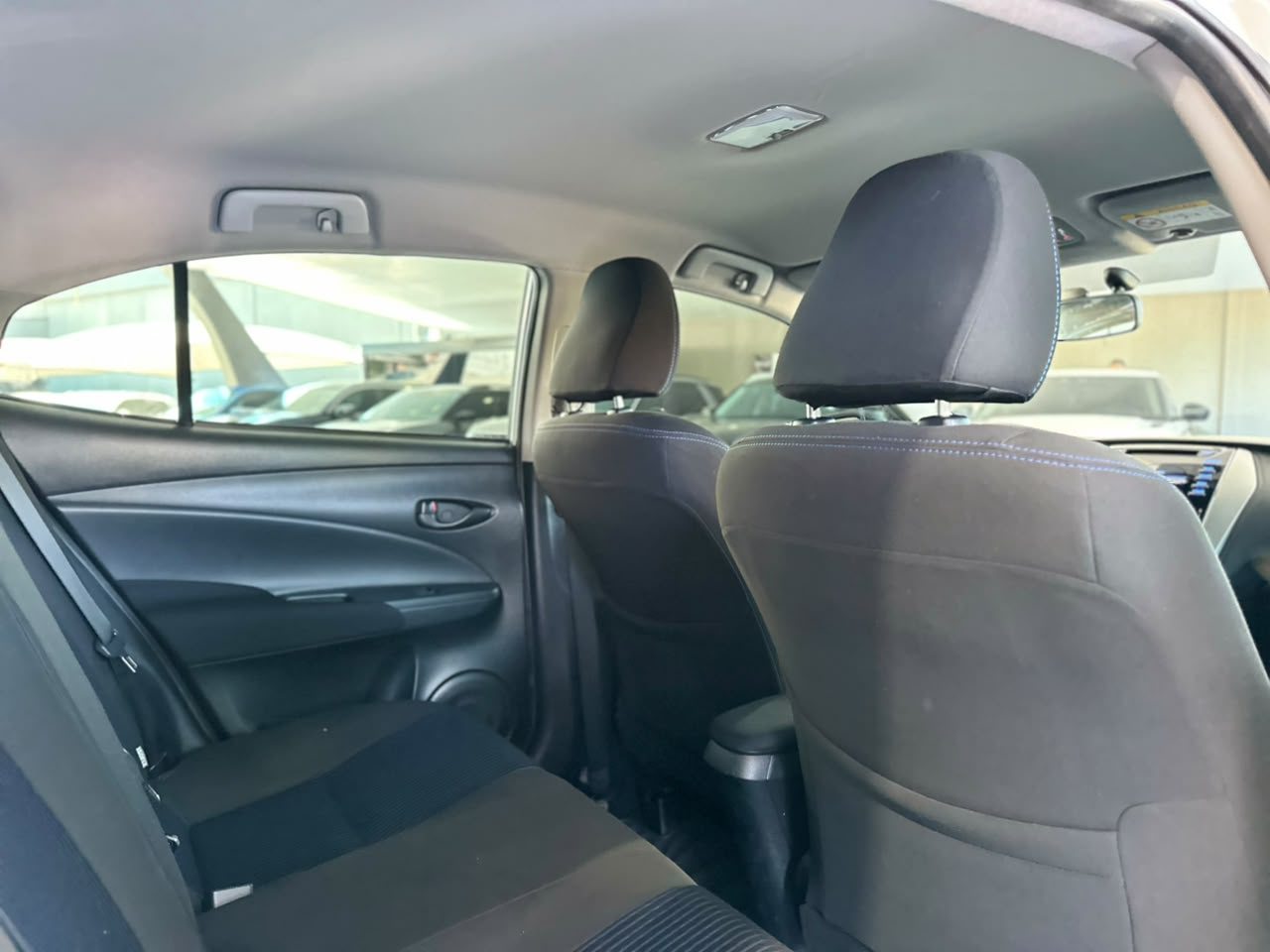 TOYOTA Yaris Sedan 1.3 16V 4P FLEX XL MULTIDRIVE AUTOMÁTICO CVT
