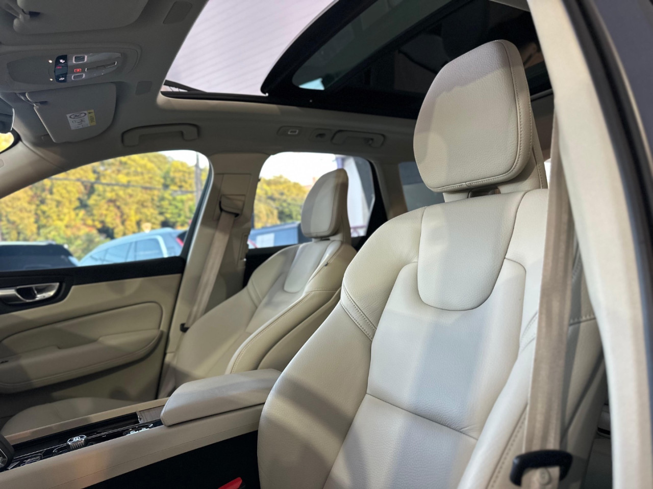 VOLVO XC60 2.0 16V 4P T8 RECHARGE HÍBRIDO PLUS AWD TURBO GEARTRONIC AUTOMÁTICO