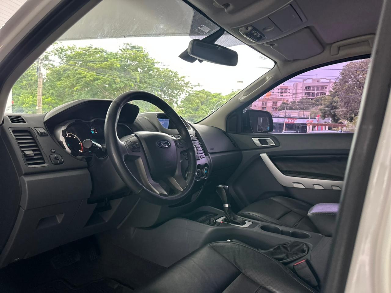 FORD Ranger 3.2 20V CABINE DUPLA 4X4 LIMITED TURBO DIESEL AUTOMÁTICO