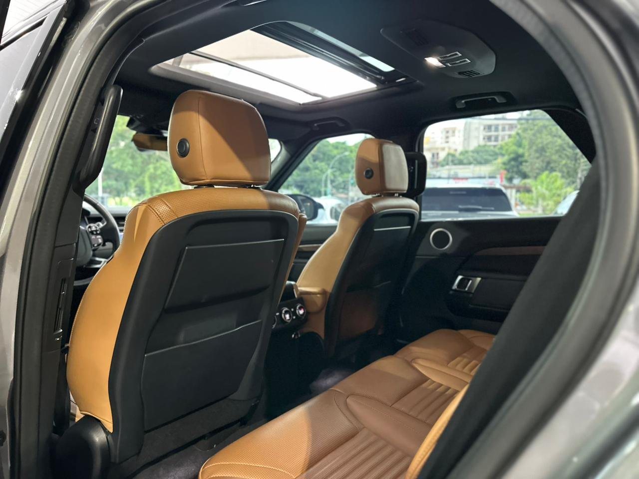 LAND ROVER Discovery 3.0 4P HSE SDV6 4X4 TURBO DIESEL AUTOMÁTICO