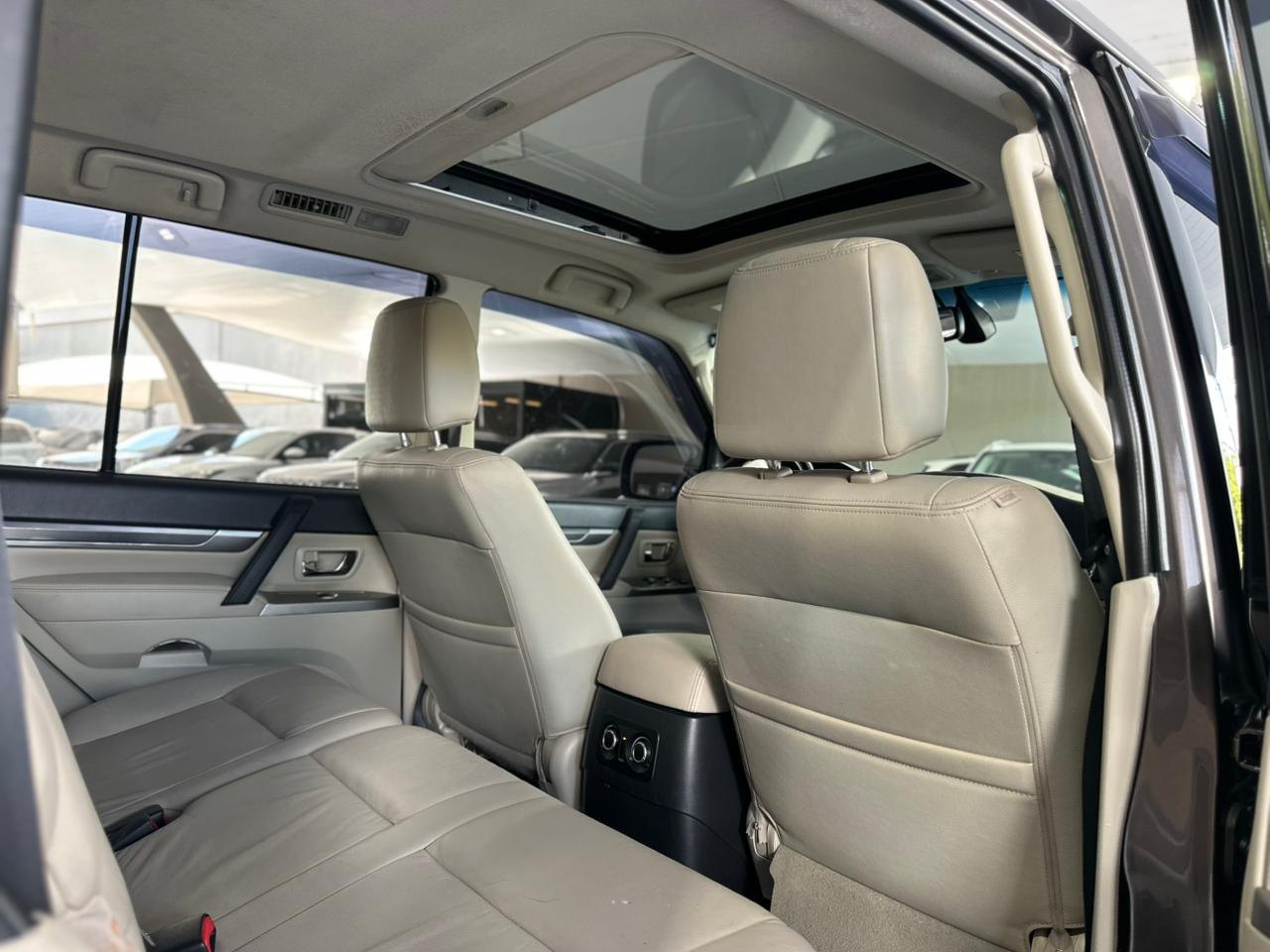 MITSUBISHI Pajero Full 3.8 V6 24V 4P HPE 4X4 AUTOMÁTICO