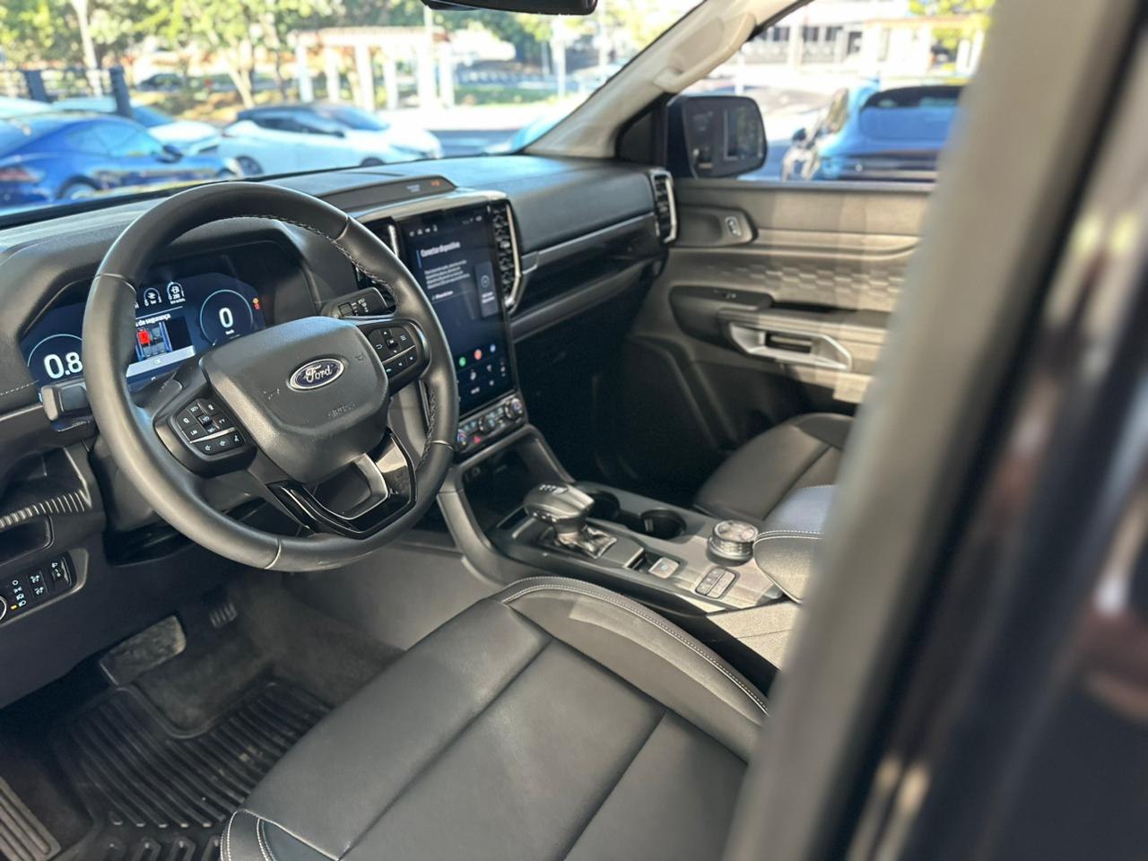 FORD Ranger 3.0 V6 4X4 LIMITED PLUS TURBO DIESEL CABINE DUPLA AUTOMÁTICO