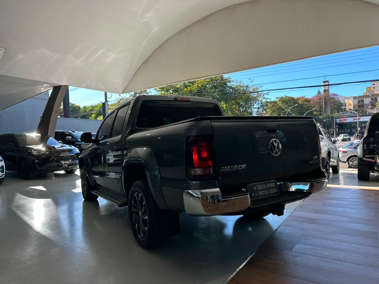 VOLKSWAGEN Amarok 3.0 V6 CABINE DUPLA HIGHLINE 4X4 TURBO INTERCOOLER AUTOMÁTICO