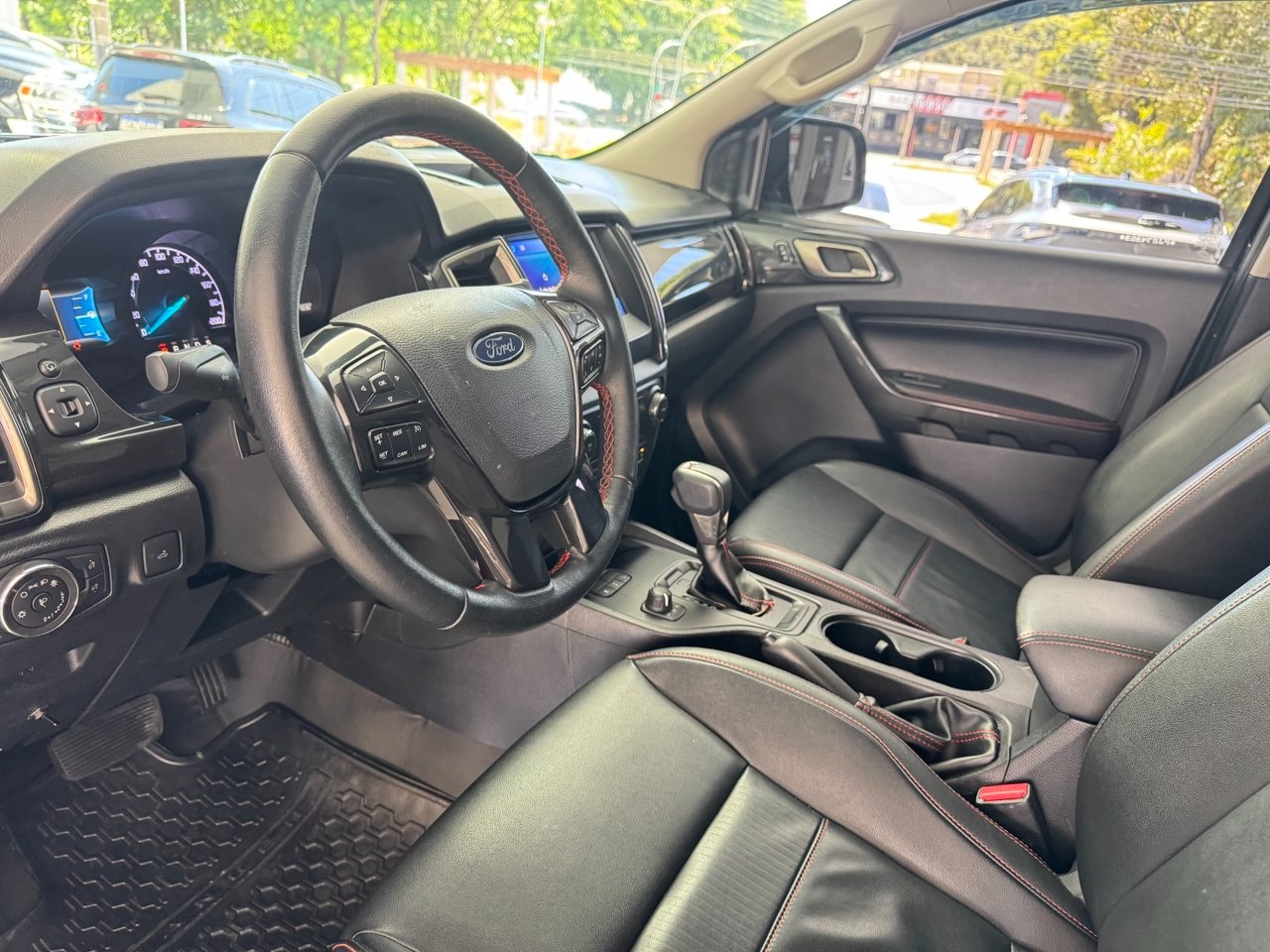 FORD Ranger 3.2 20V FX4 4X4 CABINE DUPLA TURBO DIESEL AUTOMÁTICO