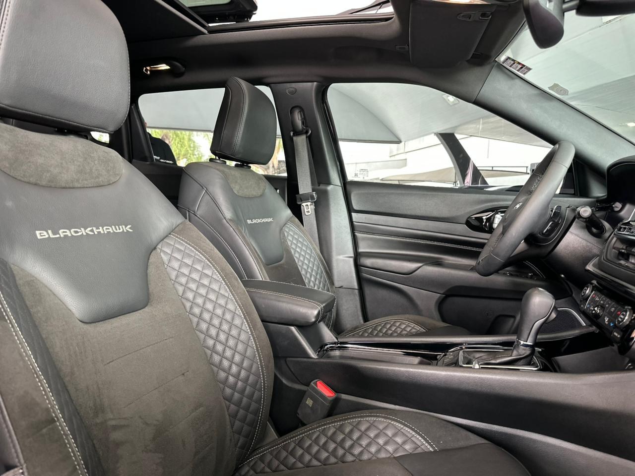 JEEP Compass 2.0 16V 4P HURRICANE 4 TURBO BLACKHAWK AUTOMÁTICO AT9