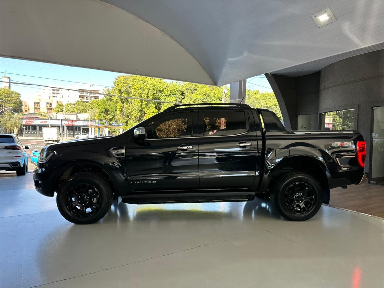 FORD Ranger 3.2 20V CABINE DUPLA 4X4 LIMITED TURBO DIESEL AUTOMÁTICO