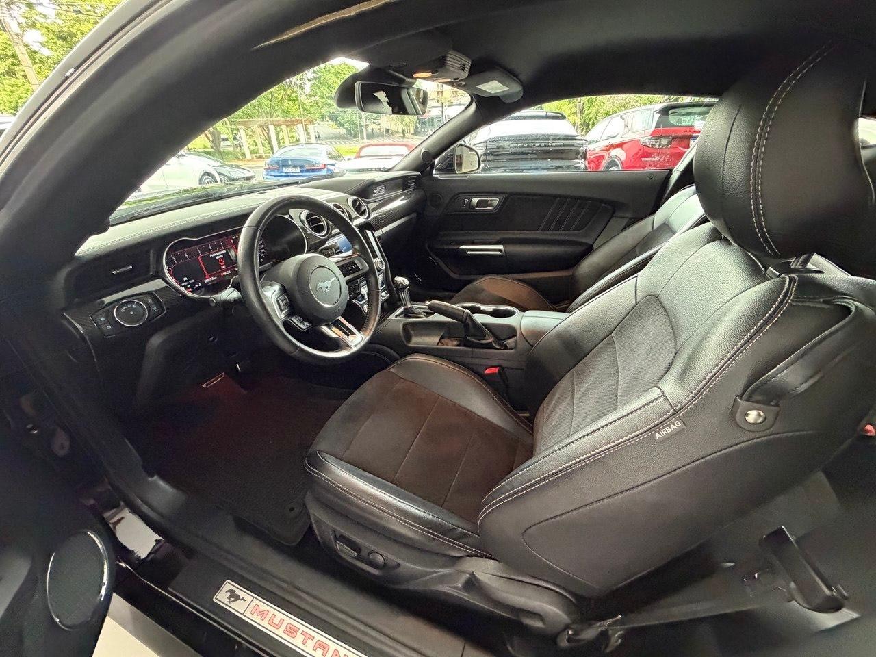 FORD Mustang 5.0 V8 24V GT PREMIUM COUPÉ