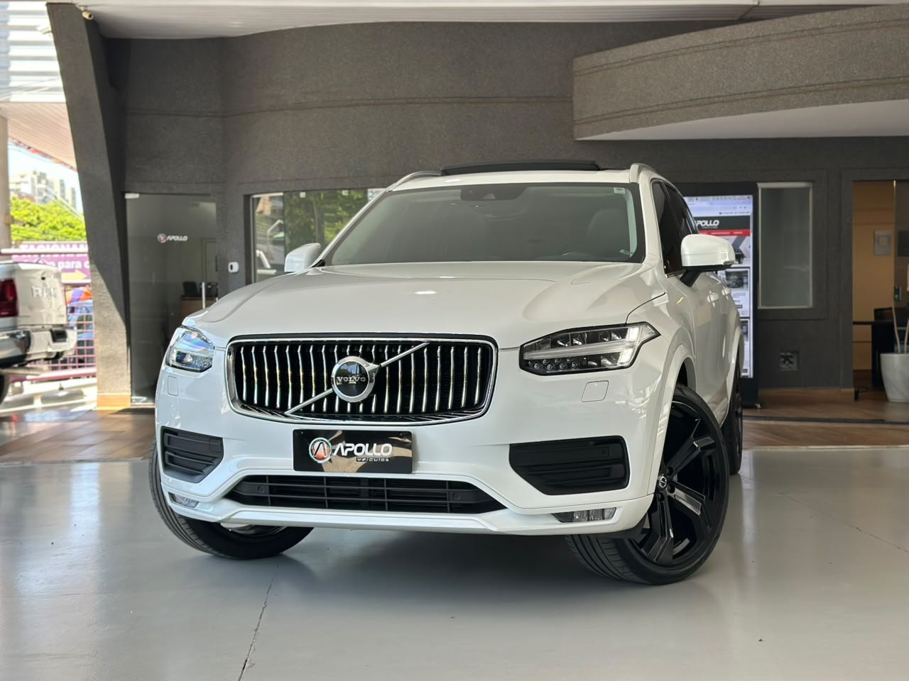 XC90 2.0 4P MOMENTUM 4X4 TURBO AUTOMÁTICO