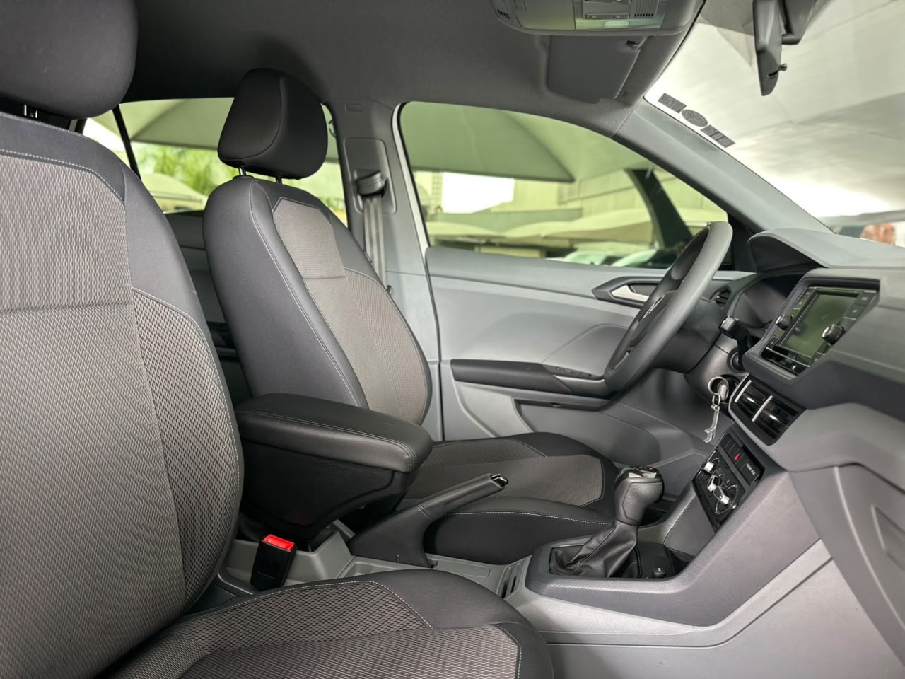 VOLKSWAGEN T-Cross 1.0 4P 200 TSI FLEX